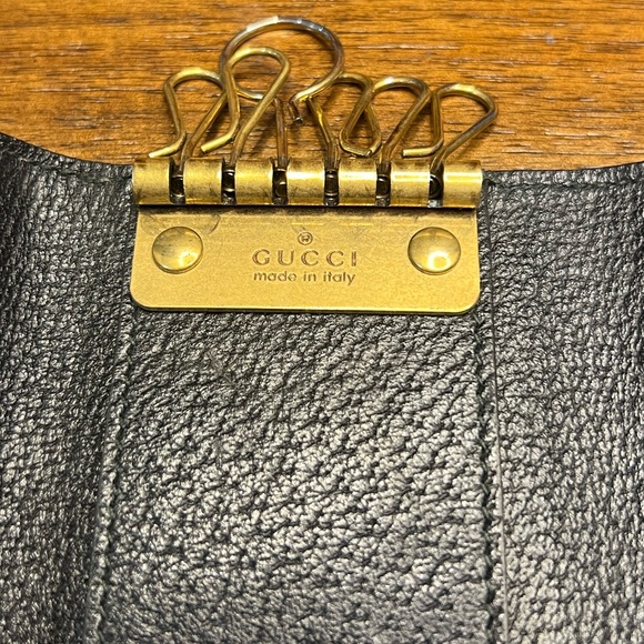 Authentic Gucci Leather Key Holder - EUC - Picture 6 of 11